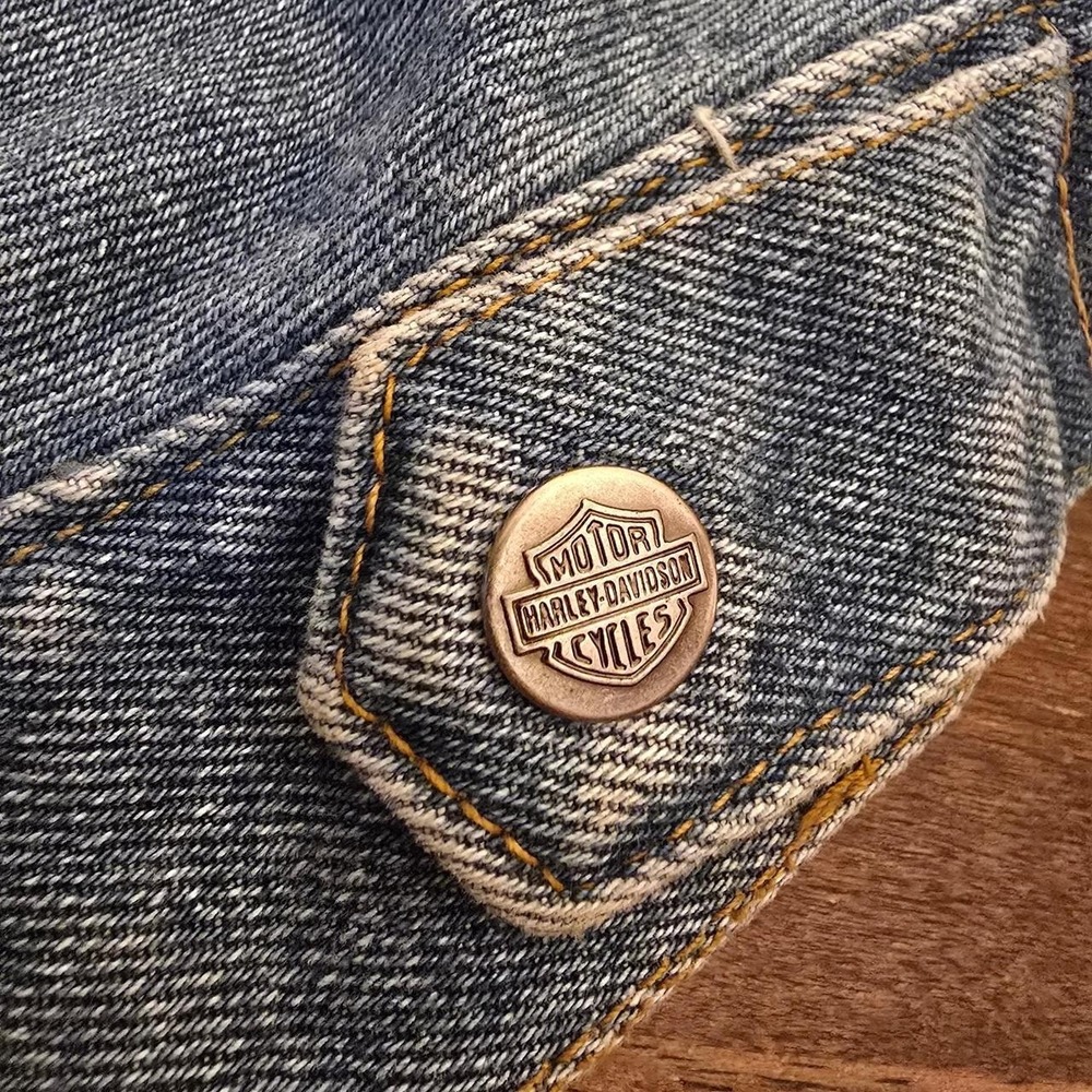 Official 2001 Harley-Davidson denim dog vest in size XL - Picture 2 of 4
